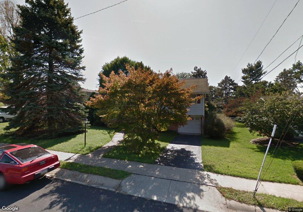 1102 Independence Dr, Reading, PA 19609 - photo 1