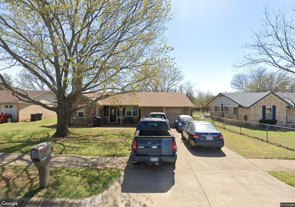 1409 Phillips St, Cleburne, TX 76033 - photo 1