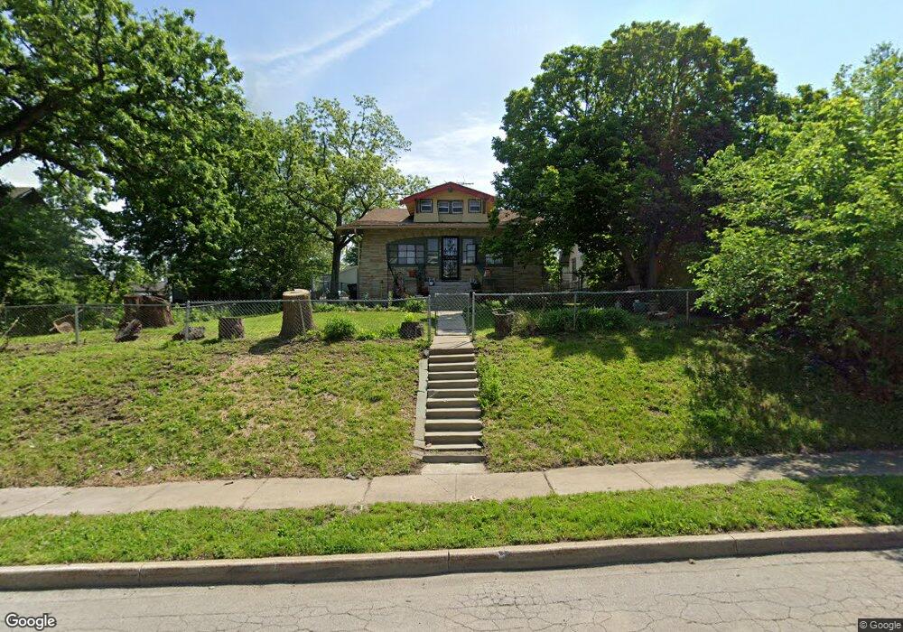 1711 13th St, Des Moines, IA 50314 - photo 1