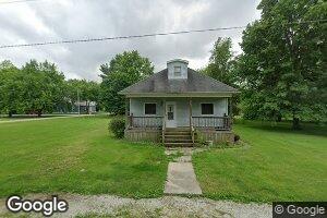 282 E Grant Ave, Nokomis, IL 62075