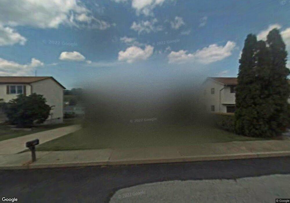 707 Hillside Dr, Hamburg, PA 19526 - photo 1