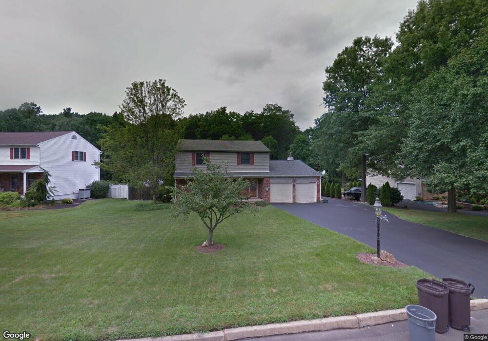 859 Strawberry Ln, Langhorne, PA 19047 - photo 1