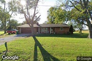 47 E Pecan St, Addieville, IL 62214