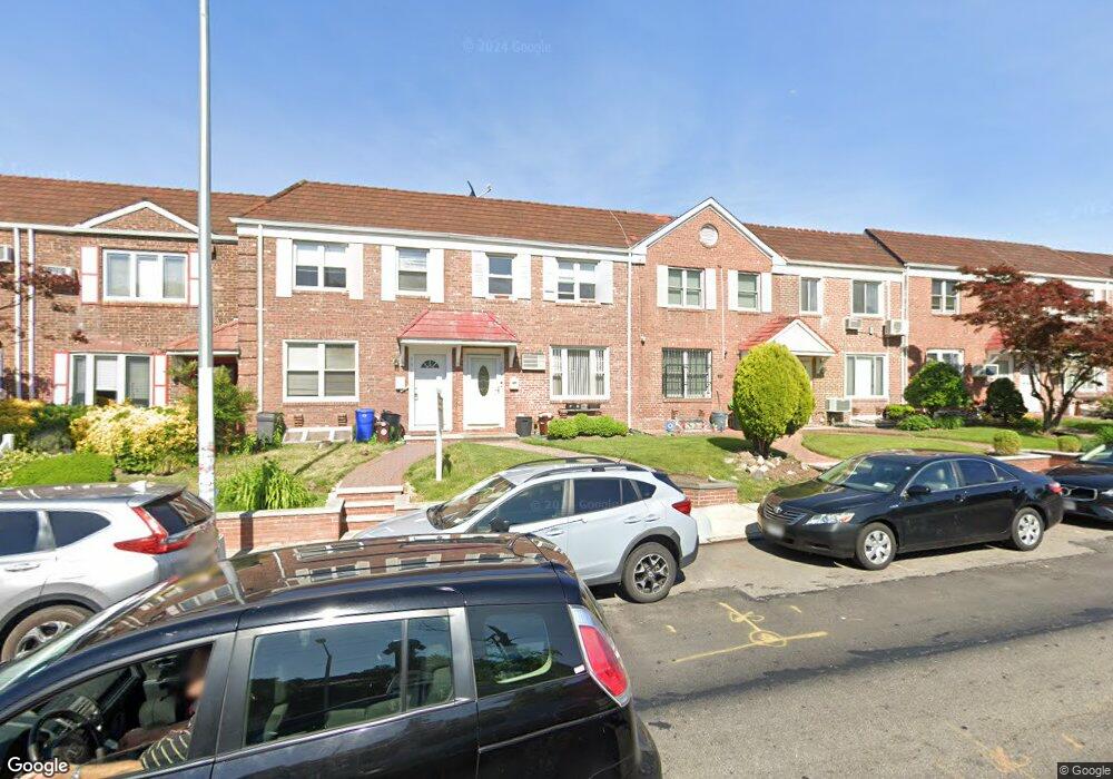 7517 Utopia Pkwy, Fresh Meadows, NY 11366 - photo 1