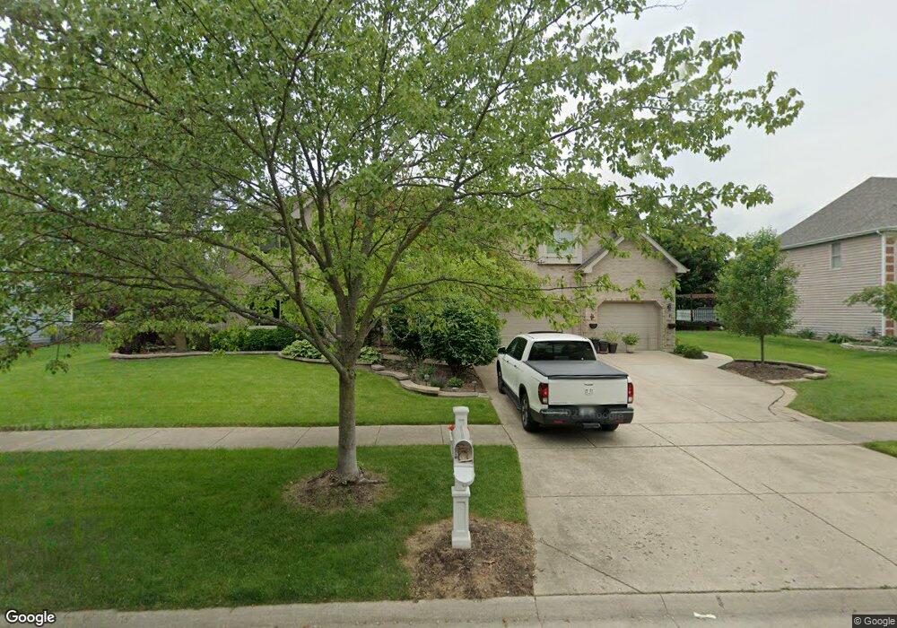 4371 Camelot Cir, Naperville, IL 60564 - photo 1