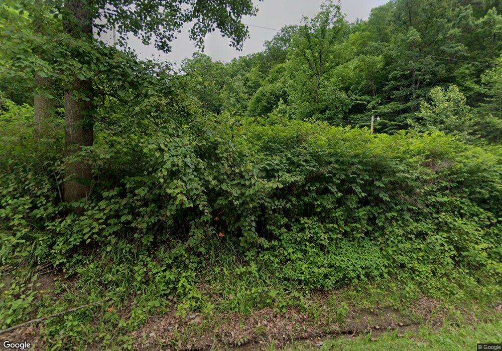 526 N Ponder Branch Rd, Manchester, KY 40962 - photo 1