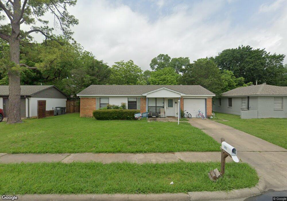 302 Hilltop Ln, Wylie, TX 75098 - photo 1