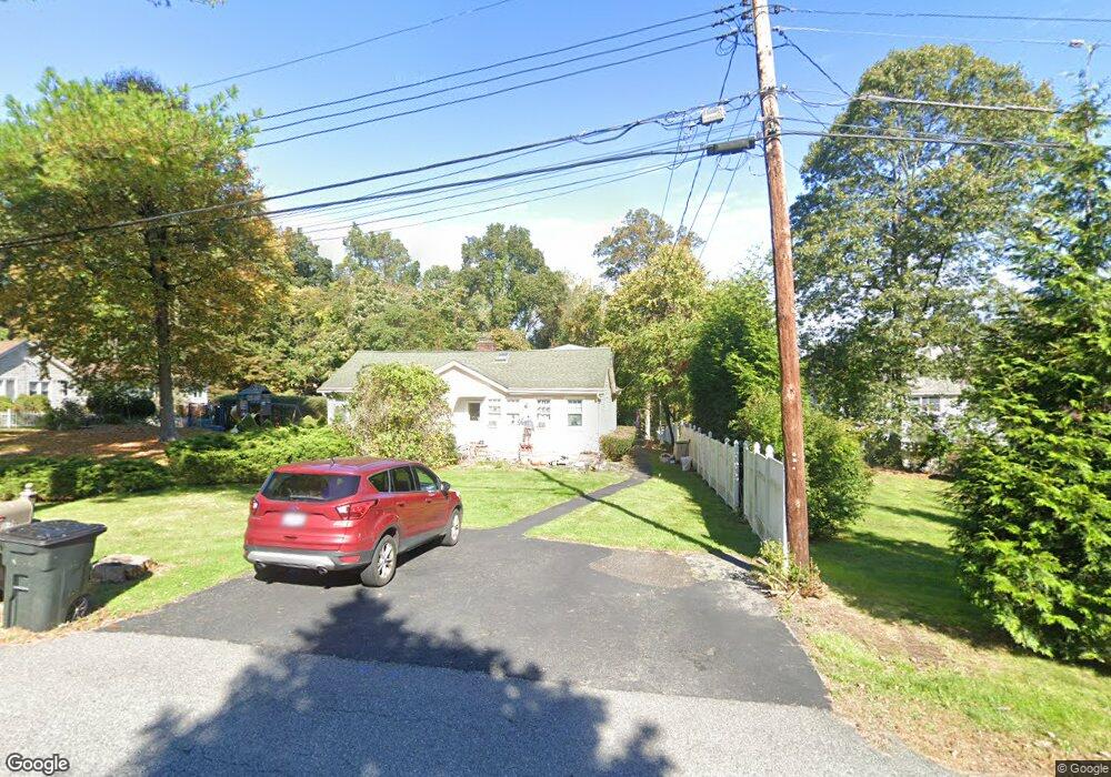 1570 Amazon Rd, Mohegan Lake, NY 10547 - photo 1