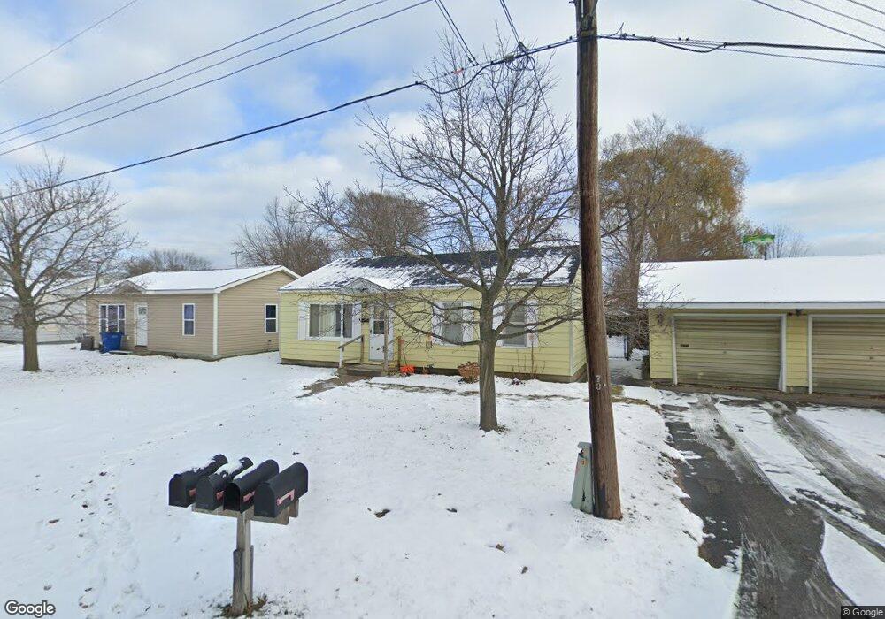 421 1st St N, Oscoda, MI 48750 - photo 1