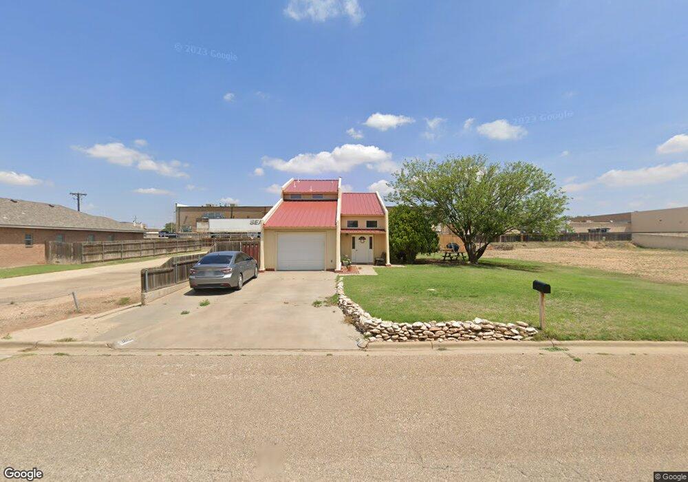 3604 Grandview St, Plainview, TX 79072 - photo 1