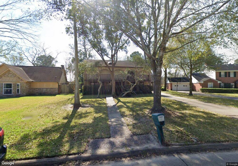 116 Saint Cloud Dr, Friendswood, TX 77546 - photo 1