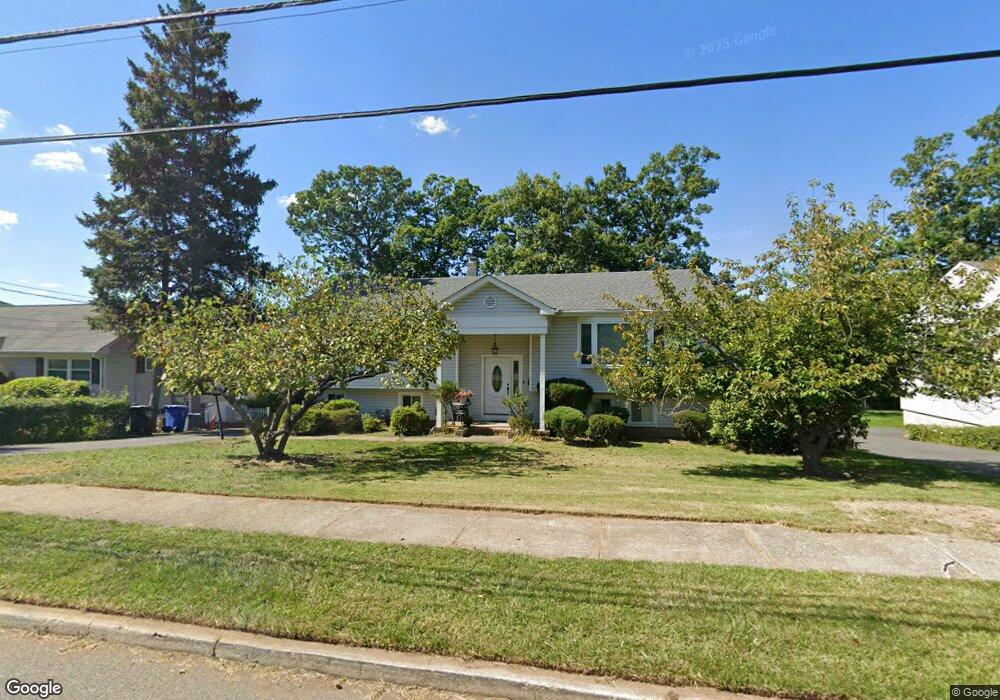 347 Alan Dr, Paramus, NJ 07652 - photo 1