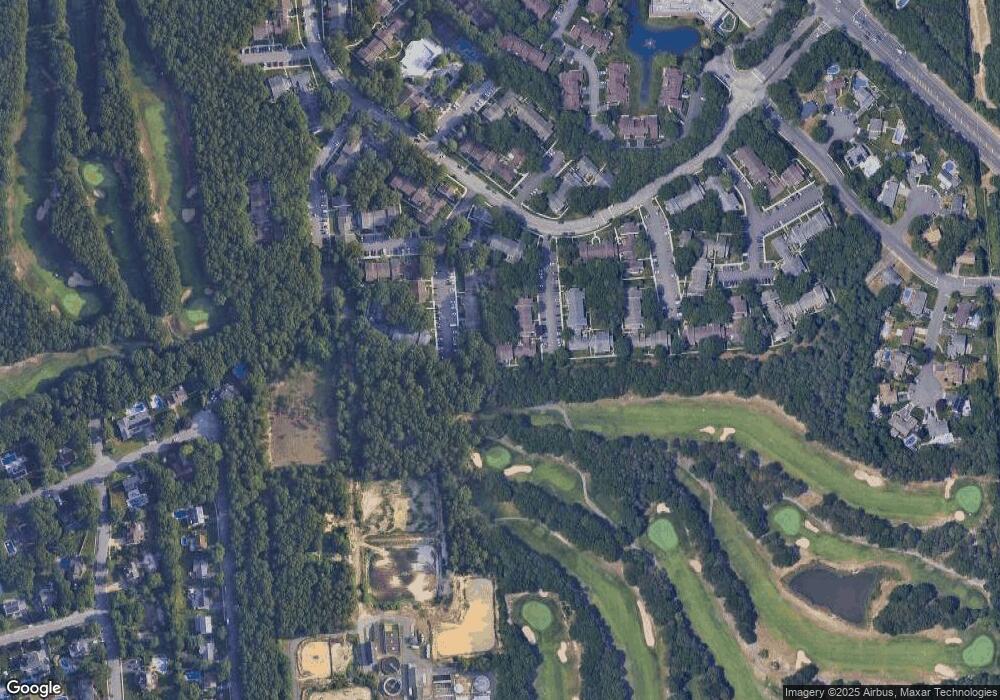 210N Springmeadow Dr, Holbrook, NY 11741 - photo 1