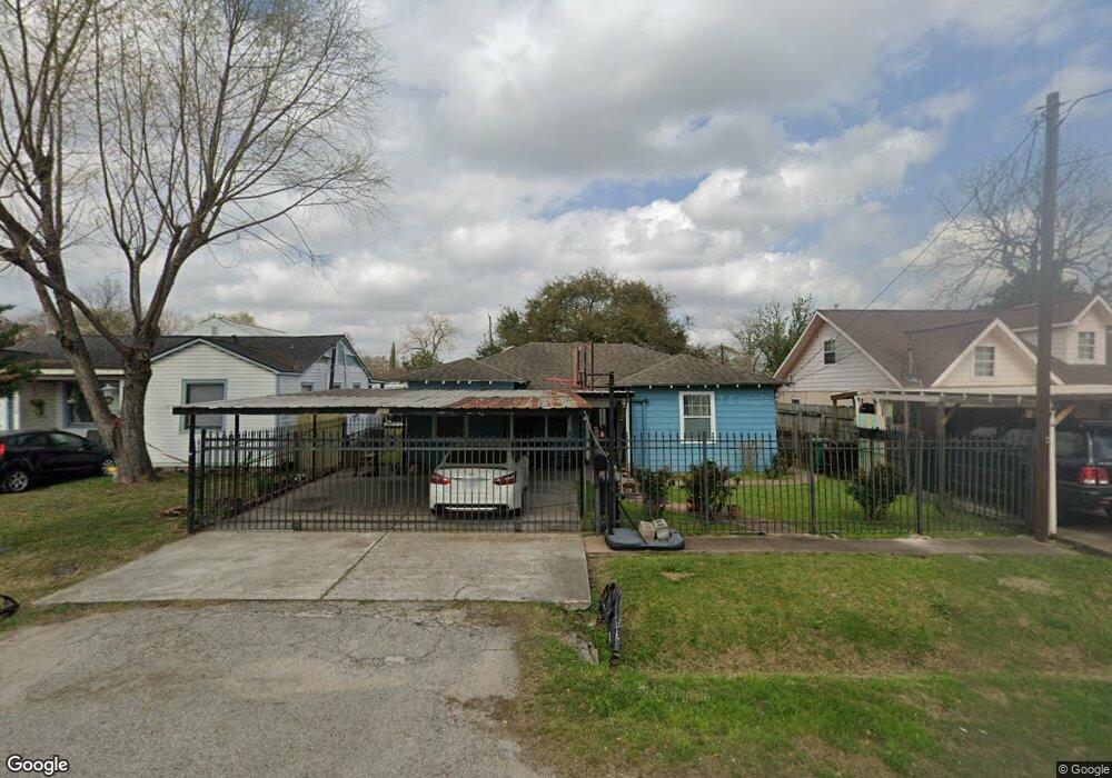 225 Burress St, Houston, TX 77022 - photo 1