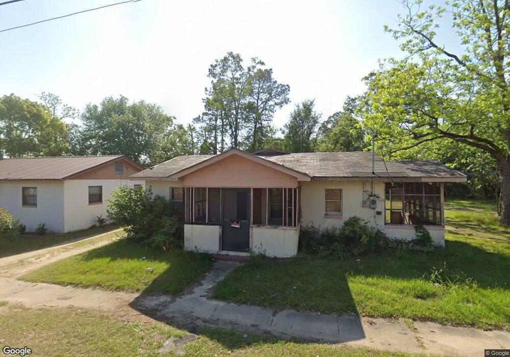 1203 Pearl Ave, Douglas, GA 31533 - photo 1