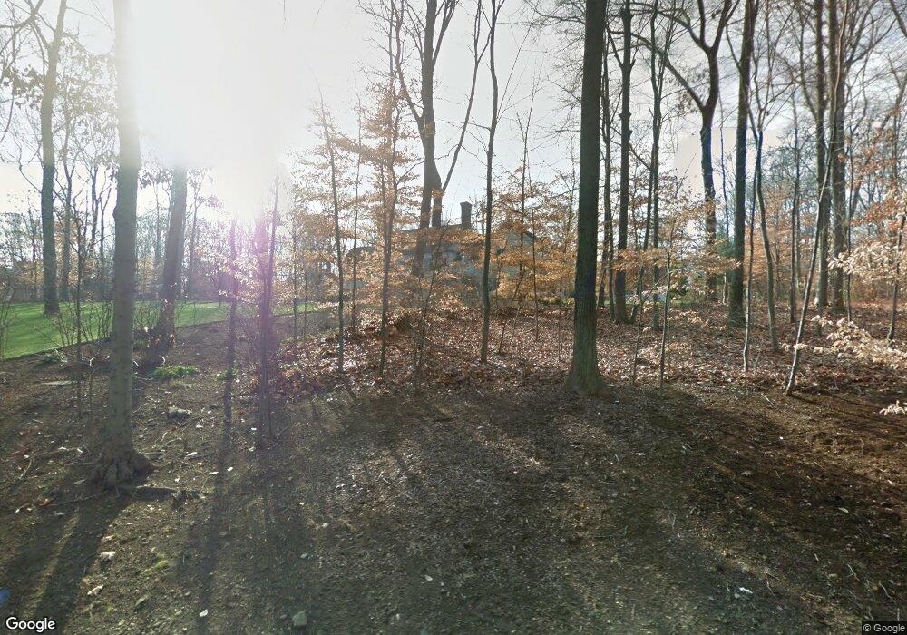 71 Parish Ln, New Canaan, CT 06840 - photo 1