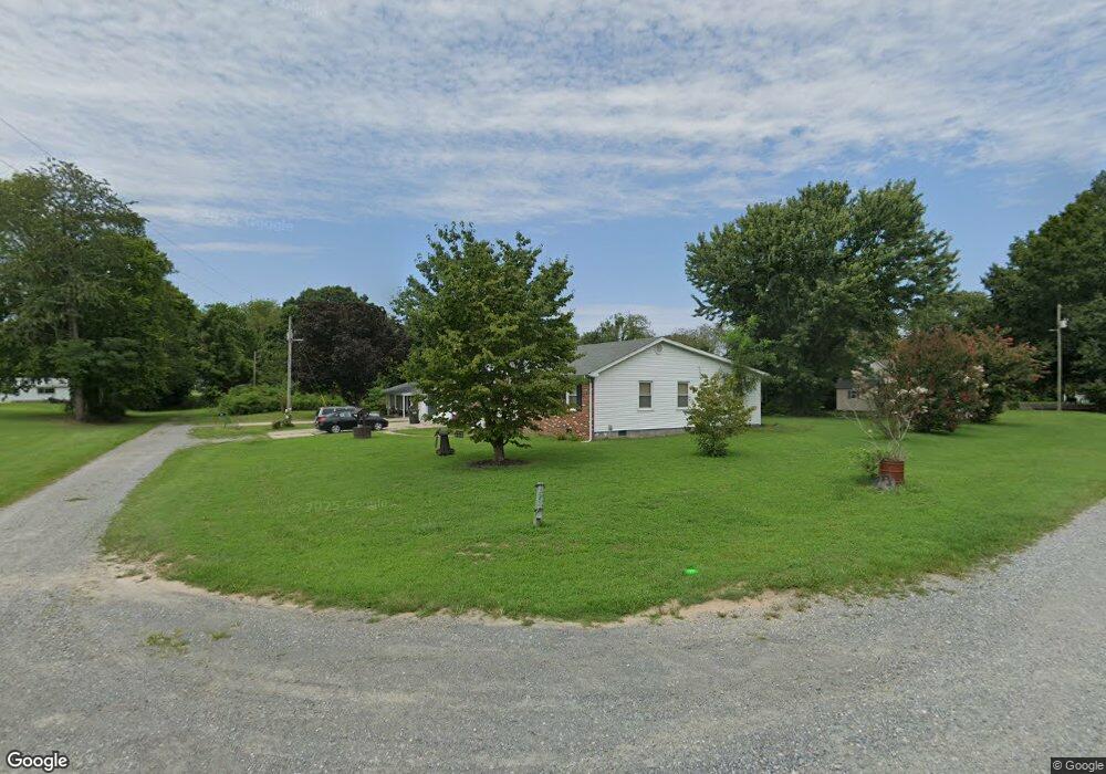 18 Cliff Rd, Colonial Beach, VA 22443 - photo 1