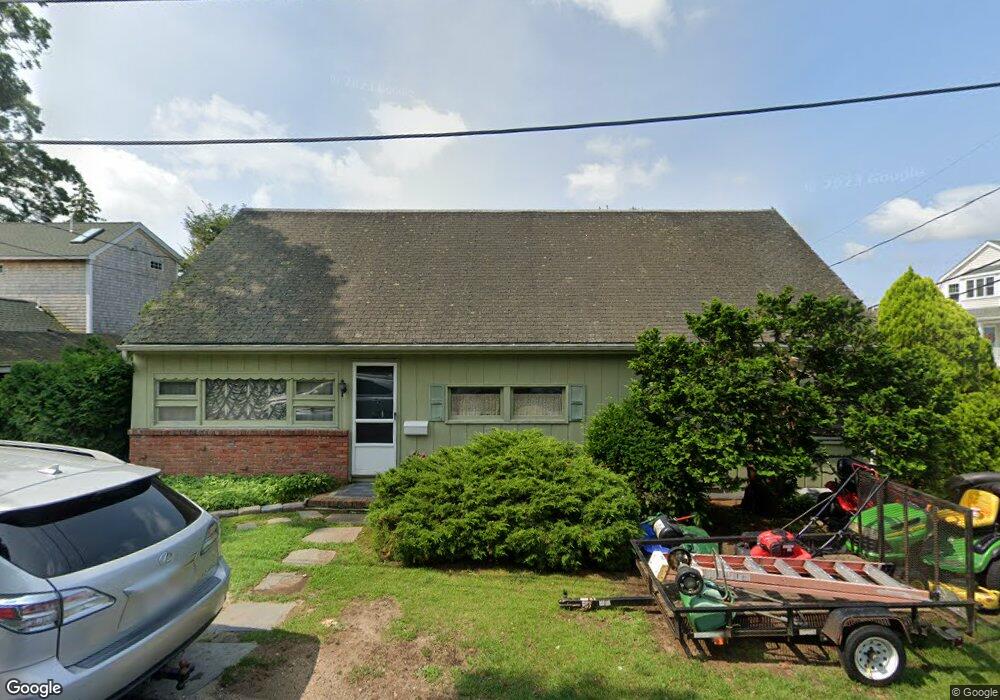 9 Cottage St, South Dartmouth, MA 02748 - photo 1