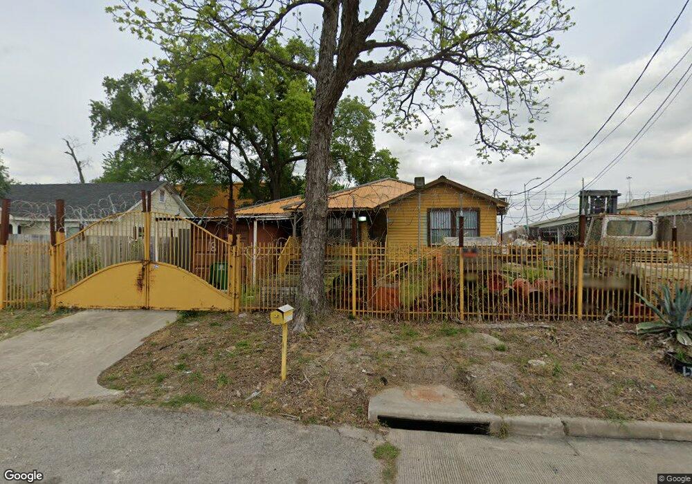 3301 Yorkshire St, Houston, TX 77093 - photo 1