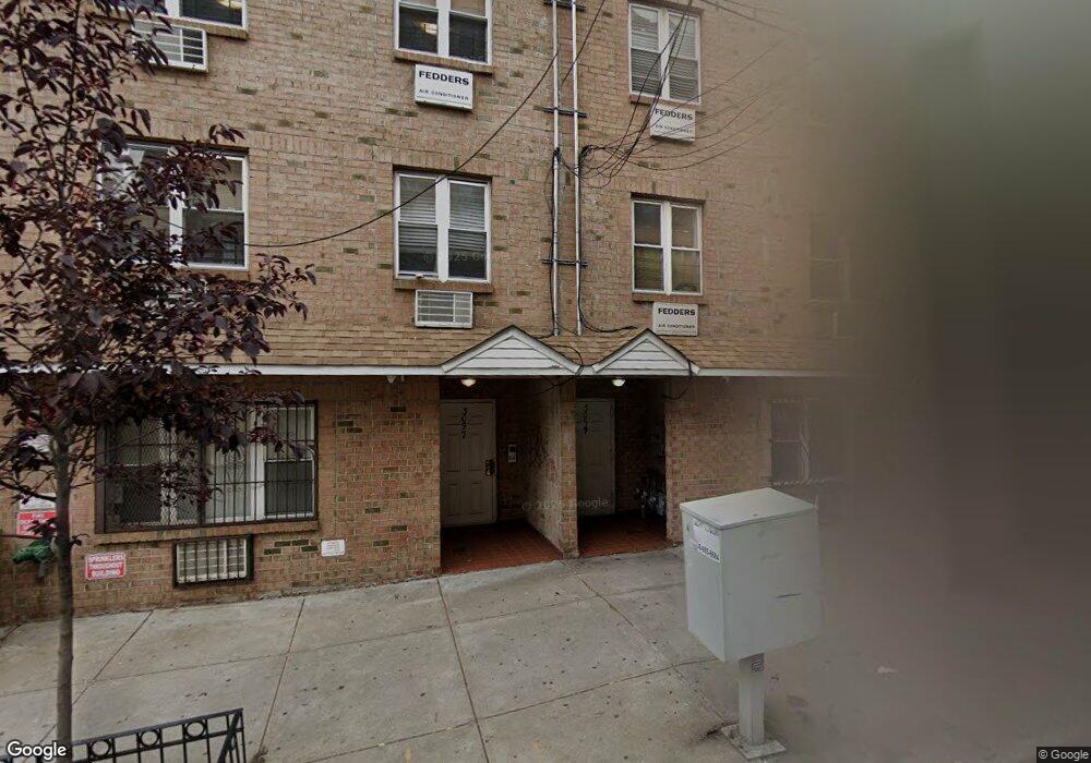 3099 Heath Ave unit 2C, Bronx, NY 10463 - photo 1