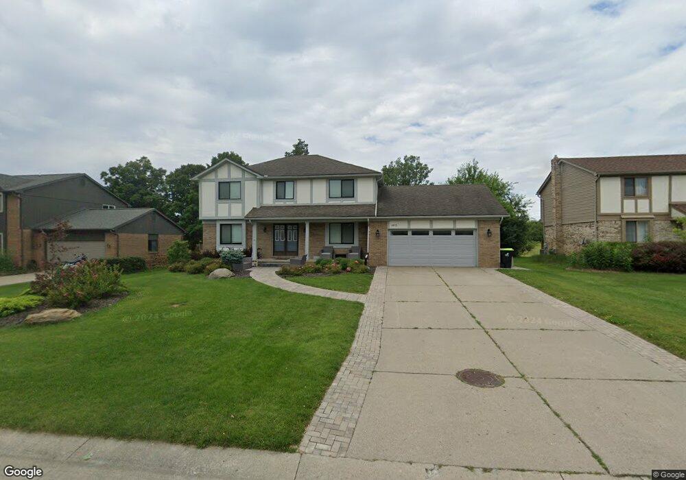 6072 Kiev St, West Bloomfield, MI 48324 - photo 1