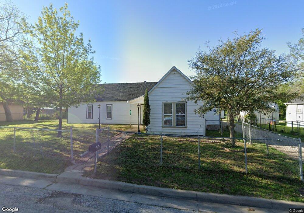 314 Edna St, Weatherford, TX 76086 - photo 1