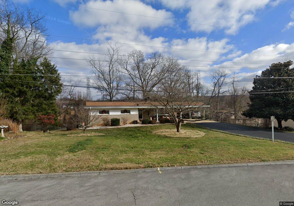 2214 Ridgefield Dr, Johnson City, TN 37601 - photo 1