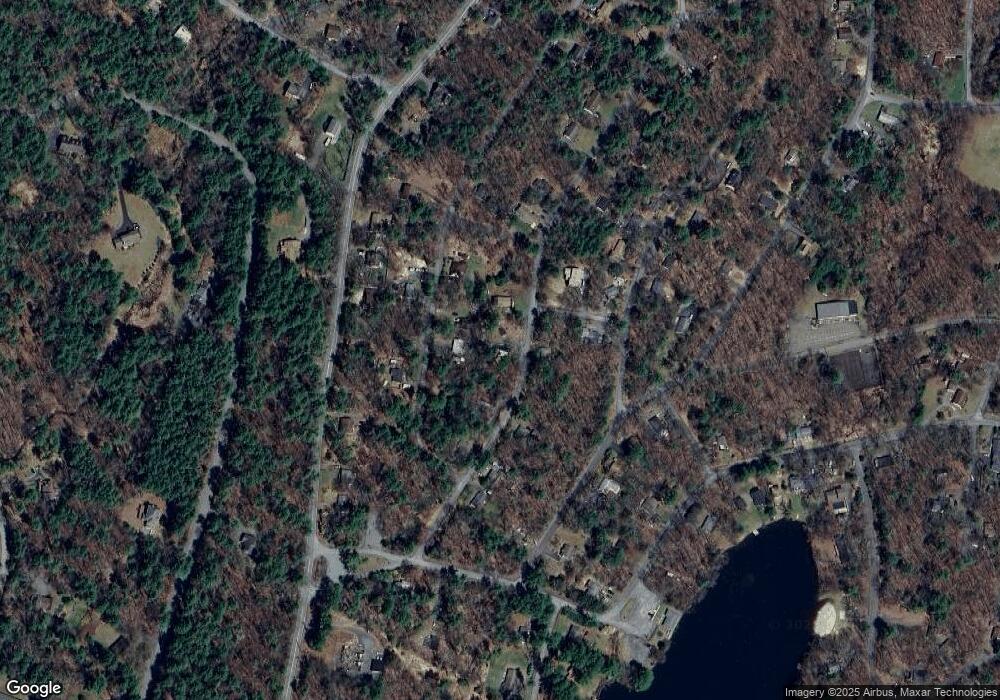 175 Tulip St, Dingmans Ferry, PA 18328 - photo 1