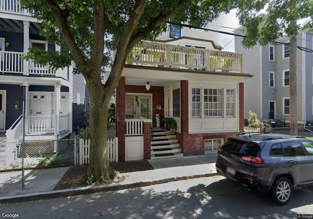 180 Pearl St unit 1, Cambridge, MA 02139 - photo 1