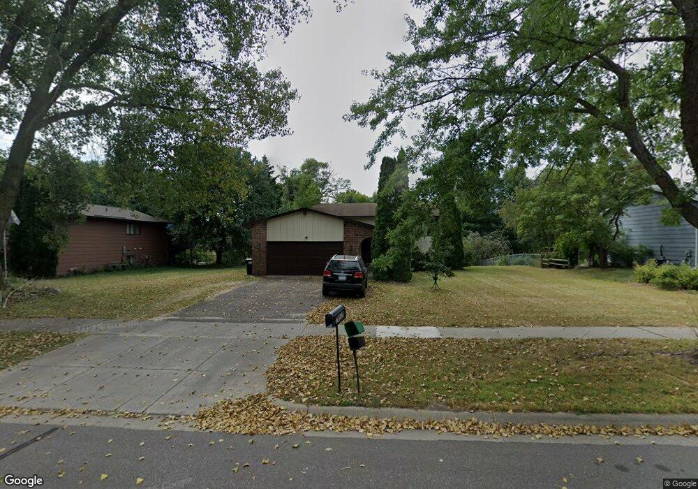 10520 Robinson Dr NW, Coon Rapids, MN 55433 - photo 1