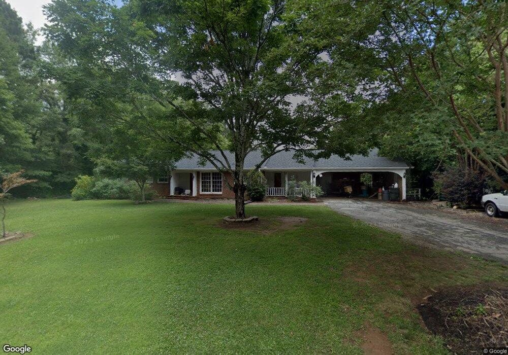 157 Buena Vista St, Winder, GA 30680 - photo 1