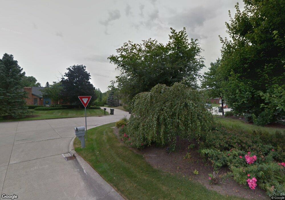 3585 Aynsley Dr, Rochester Hills, MI 48306 - photo 1