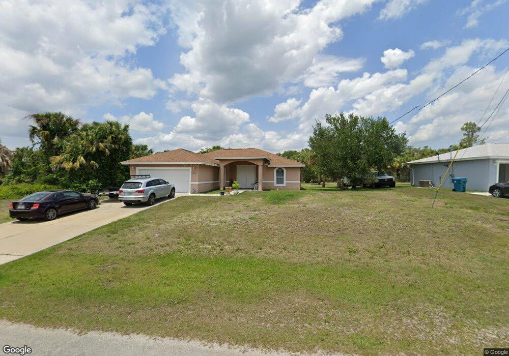 1073 E Benbow Cir, Labelle, FL 33935 - photo 1