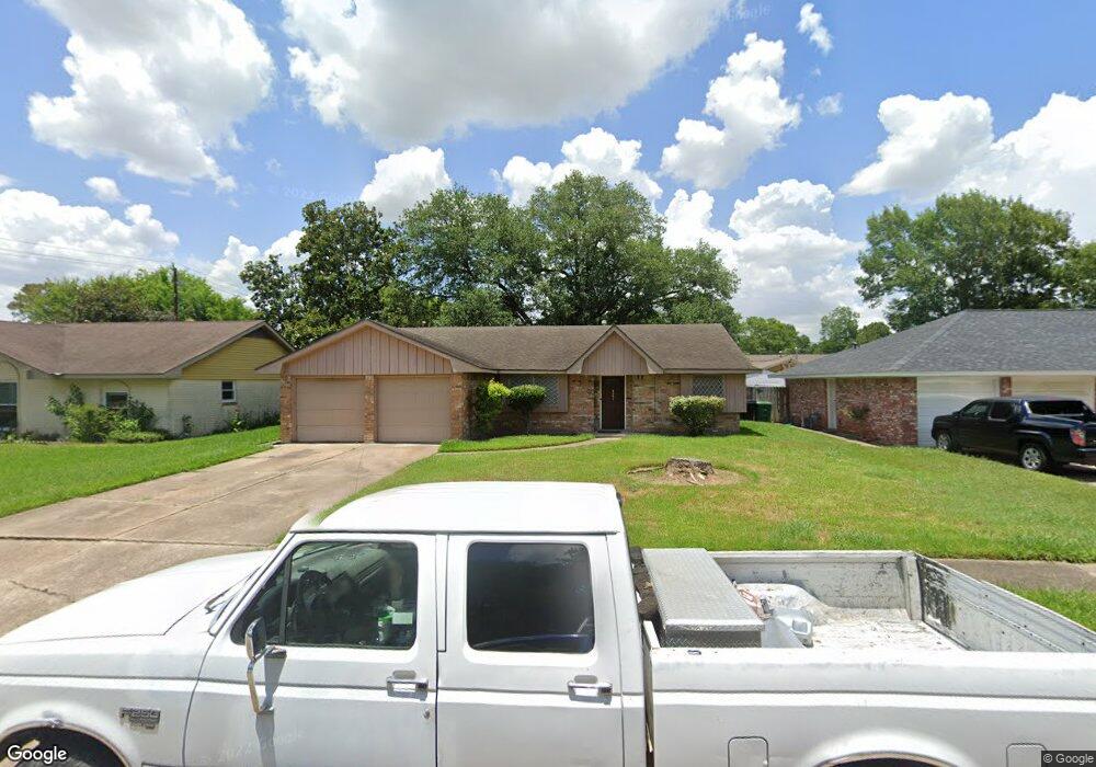 8307 Lettie St, Houston, TX 77075 - photo 1