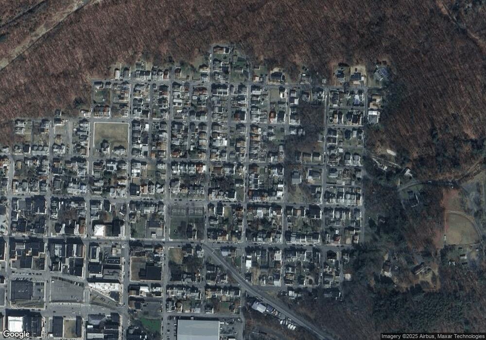 726 E Cameron St, Shamokin, PA 17872 - photo 1