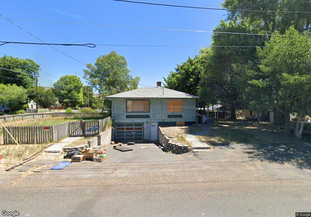 1705 Derby St, Klamath Falls, OR 97603 - photo 1