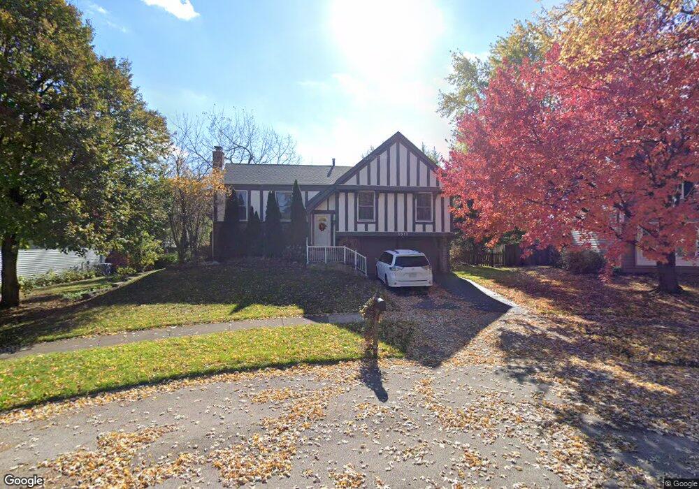 1911 Saginaw Ct, Naperville, IL 60565 - photo 1