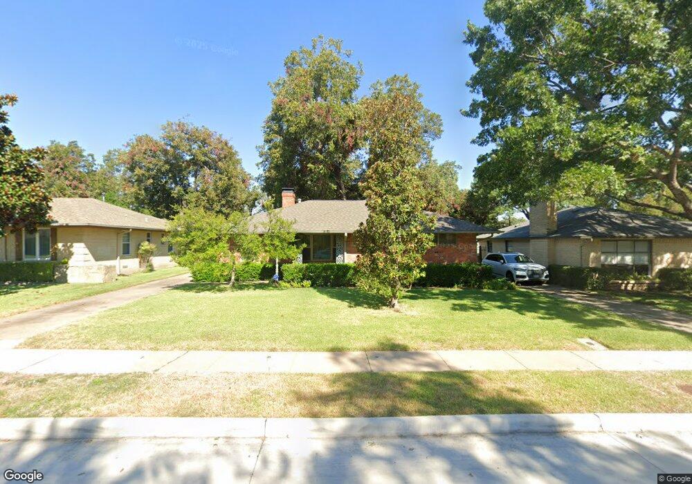 6747 Ravendale Ln, Dallas, TX 75214 - photo 1