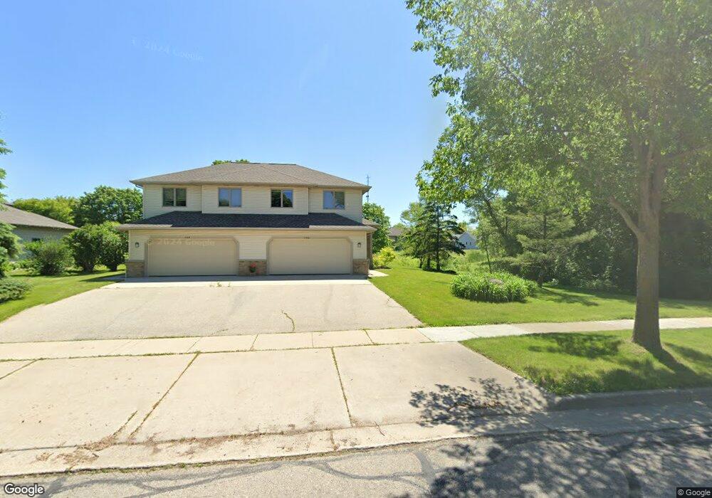 544 Lous Way unit 546, Slinger, WI 53086 - photo 1