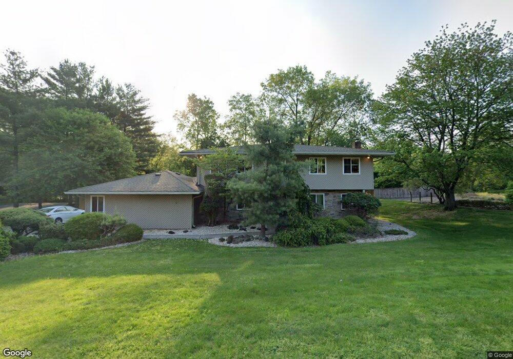 8 Timothy Ct, Monsey, NY 10952 - photo 1