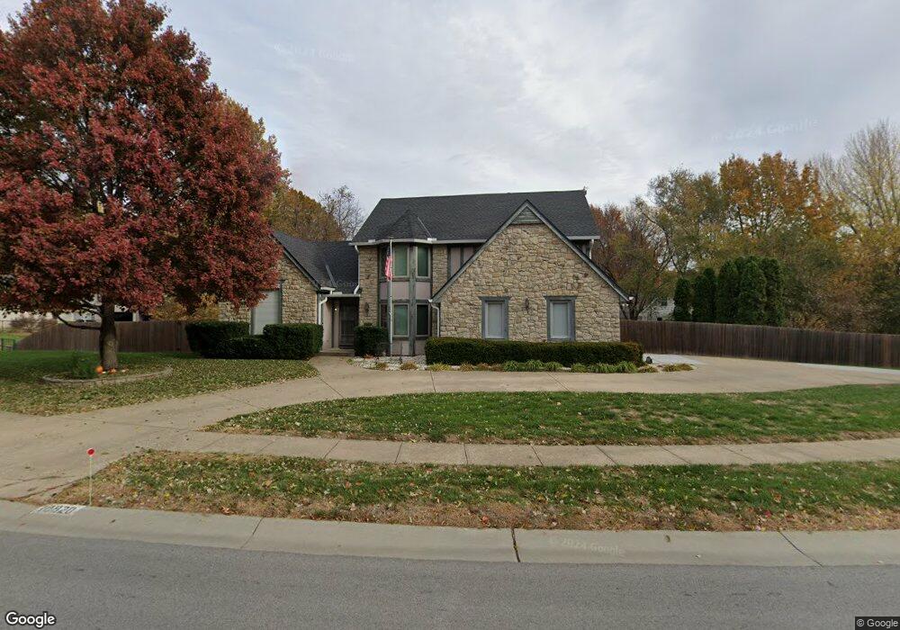 10820 W 50th St, Shawnee, KS 66203 - photo 1