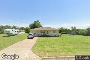 306 N Houser St, Vici, OK 73859