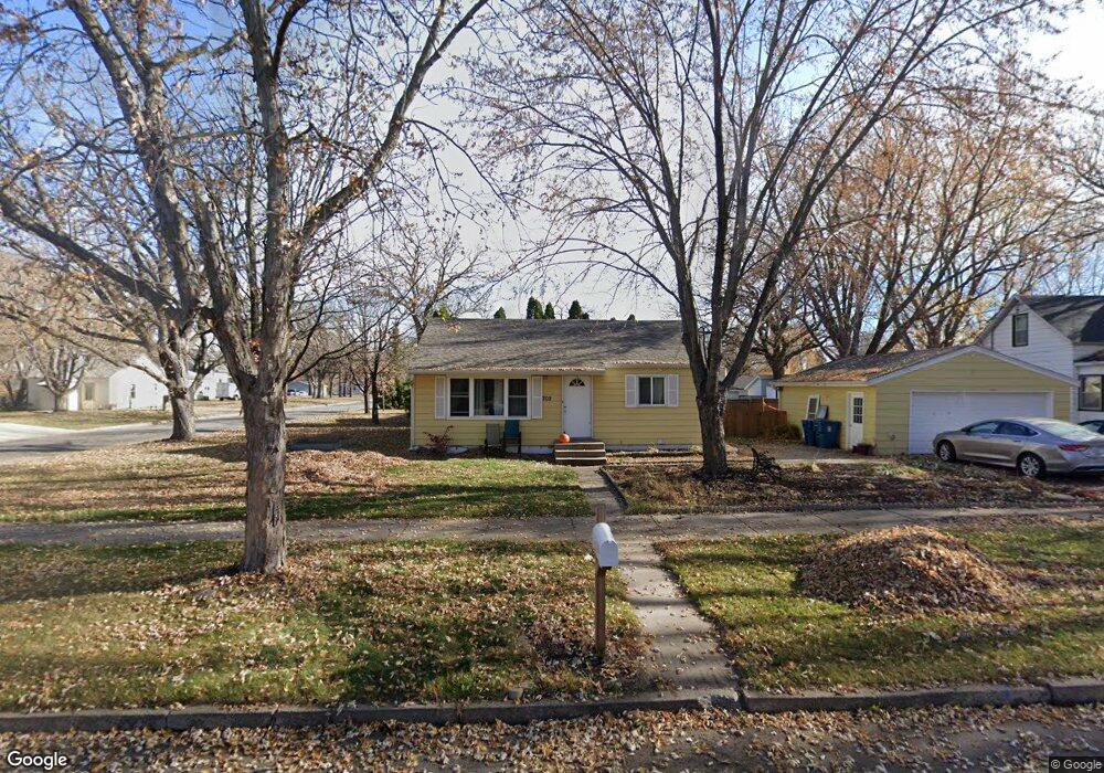 702 Broadway Ave S, Sauk Rapids, MN 56379 - photo 1