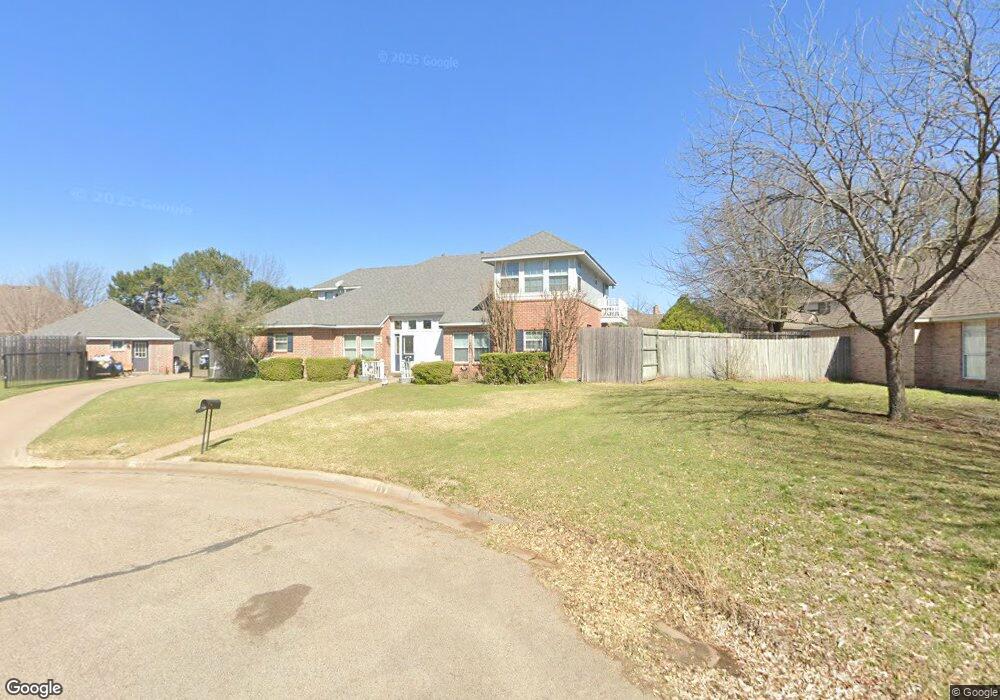 1208 Brook Ln, Cleburne, TX 76033 - photo 1