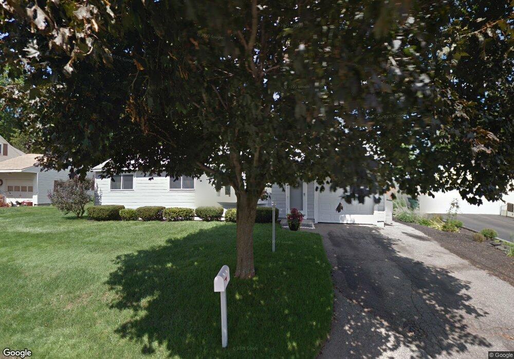 72 Leo St, Manchester, NH 03103 - photo 1