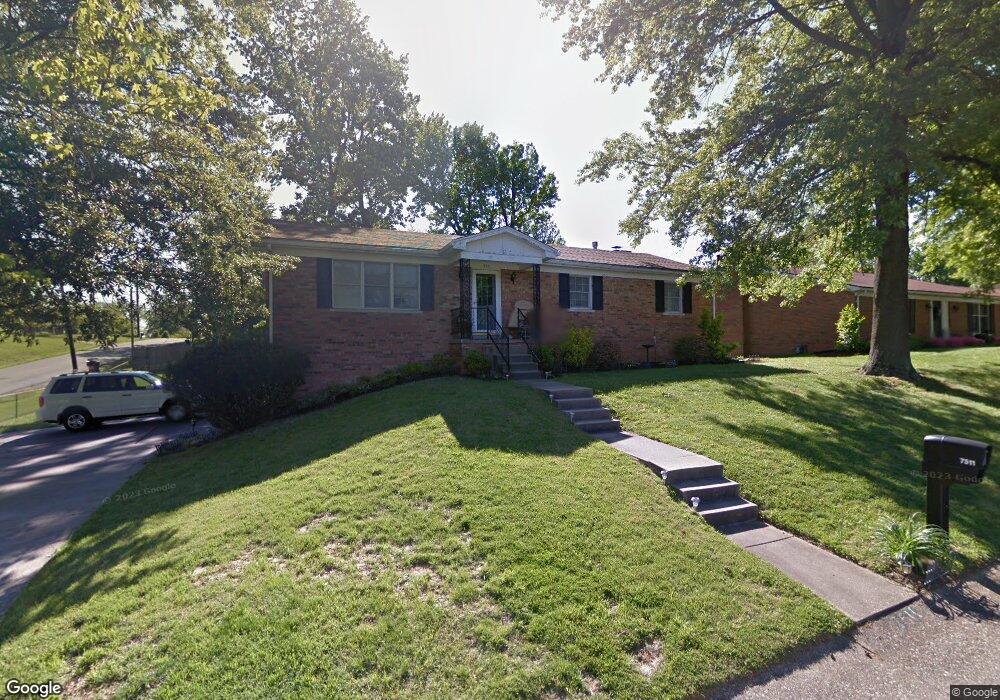 7511 Broadview Dr, Newburgh, IN 47630 - photo 1