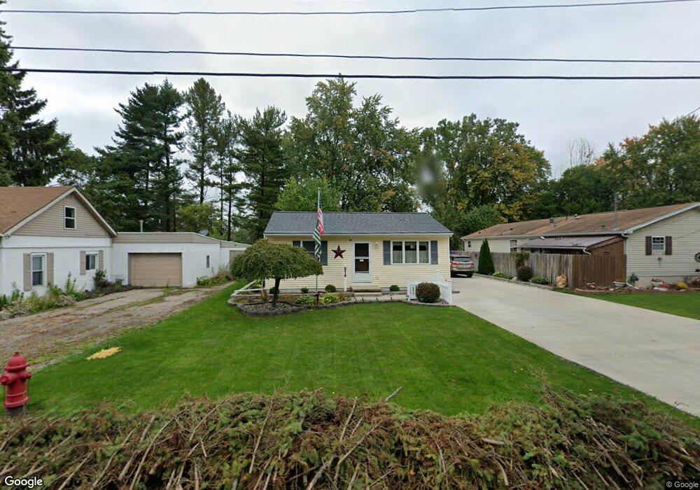 914 R G Curtiss Ave, Lansing, MI 48911 - photo 1