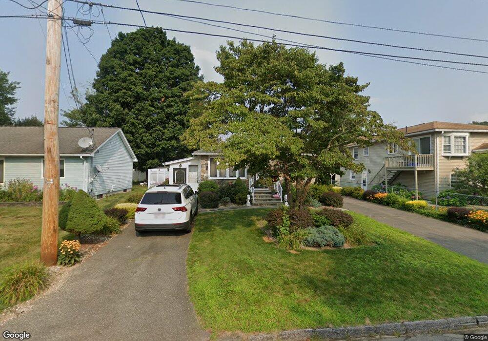 186 Highland Ave, Ludlow, MA 01056 - photo 1