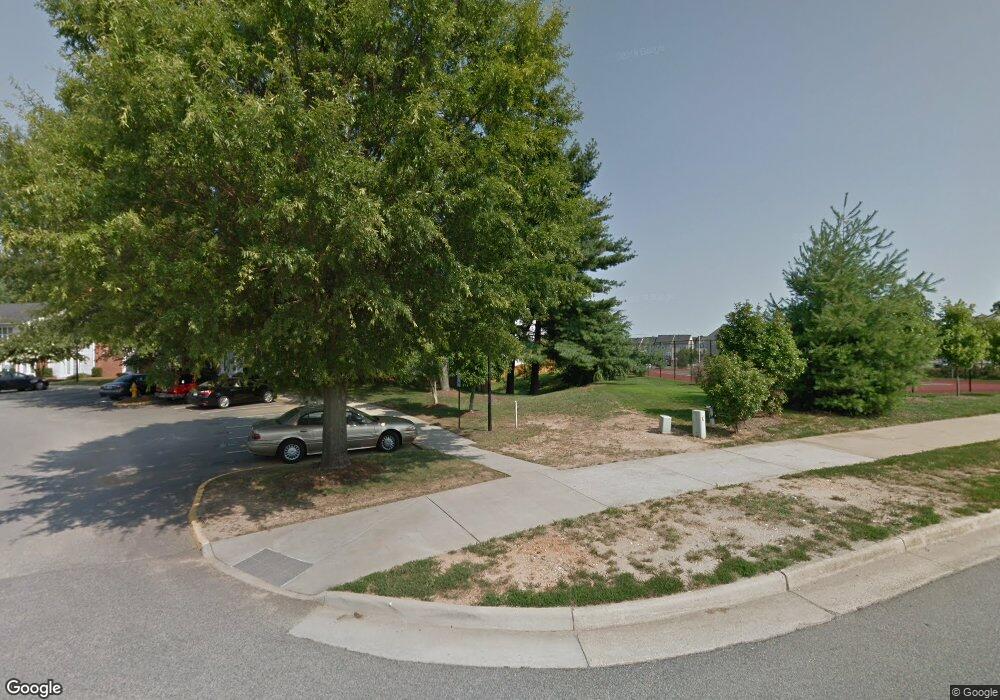 15604 Horseshoe Ln unit 604, Woodbridge, VA 22191 - photo 1