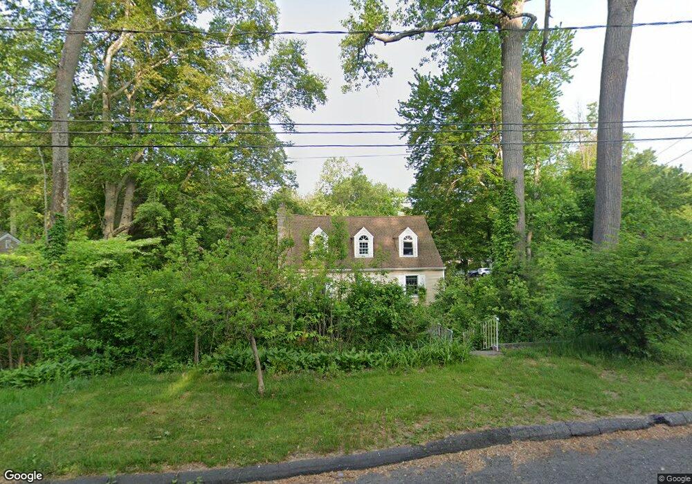 14 Southgate Rd, Trumbull, CT 06611 - photo 1